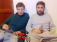 Armenian Straight Guys Enoying in Public Cam – Malextube